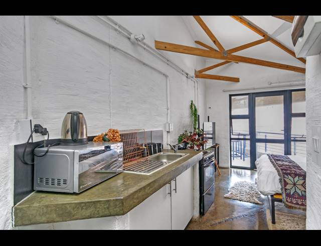 0.5 BEDROOM APARTMENT FOR SALE IN MABONENG